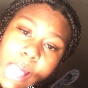 Meet your Posher, Donya